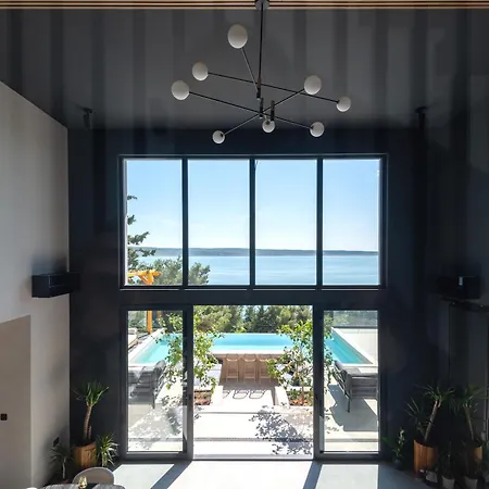 Soho * ستاريغغاد باكلينتسا