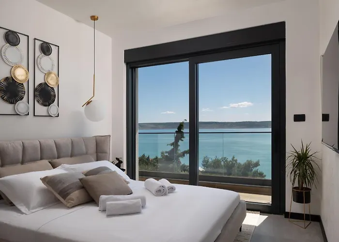 Soho Villa *