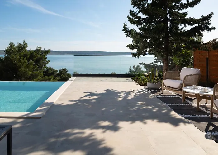 Soho Villa *